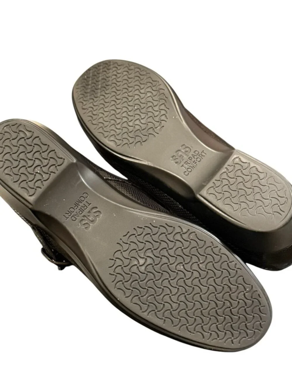 SAS Womens Size 7.5 Mary Jane Black Leather Snake Tripad Comfort EUC Flats Shoes